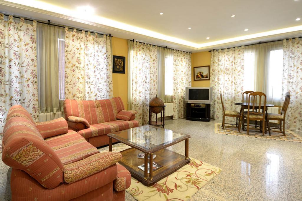 Hostal Goyo Garray Esterno foto