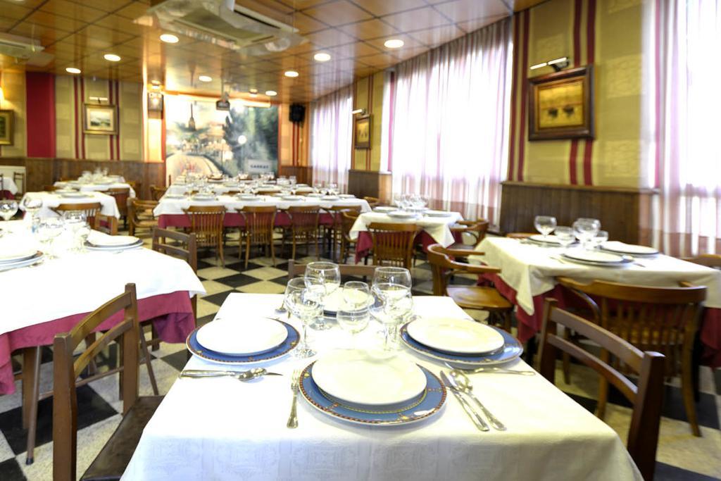 Hostal Goyo Garray Esterno foto